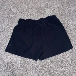 Lululemon Black On the Fly Shorts - Size 4